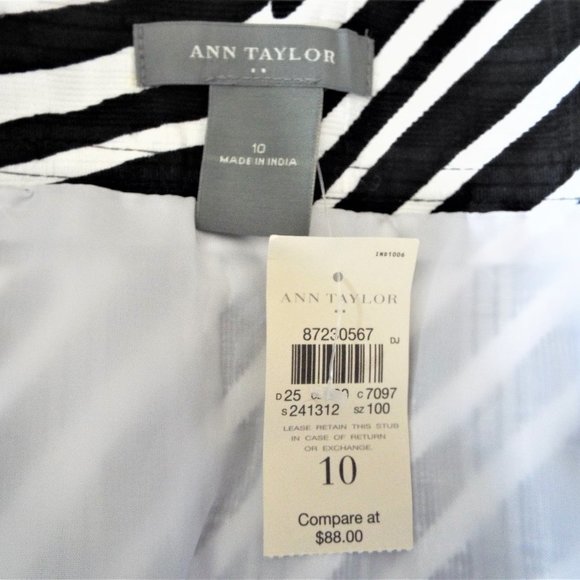 NWT Ann Taylor Black and White Safari Striped Pencil Skirt w/Black Hem Size 10 - Picture 4 of 5
